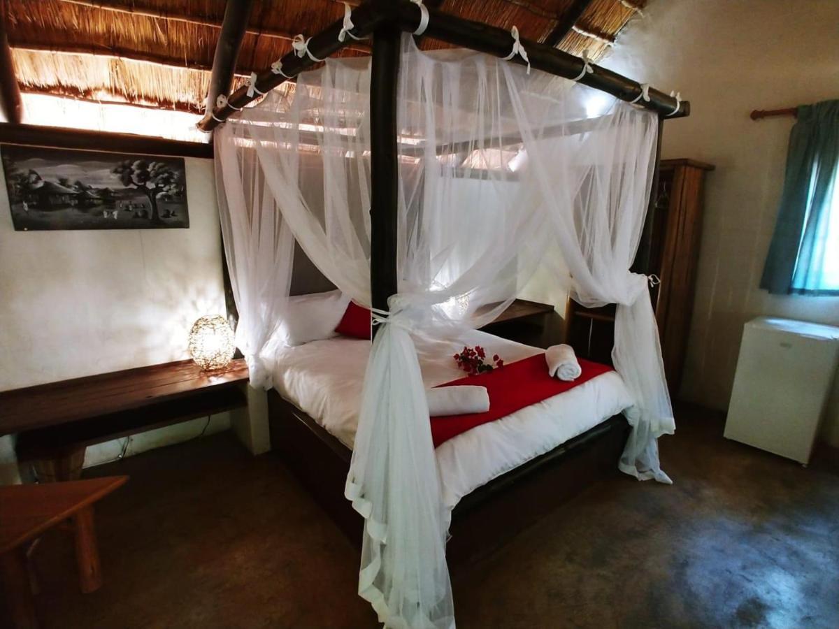 Pumusa Bushcamp Hluhluwe Dış mekan fotoğraf